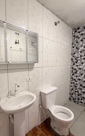 Casa à venda com 241m², 1 quarto e sem vagaBanheiro Social