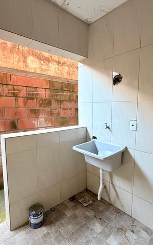 Casa à venda com 241m², 1 quarto e sem vagaÁrea de Serviço