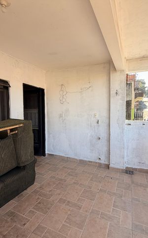 Casa à venda com 241m², 1 quarto e sem vagaSacada