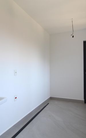 Apartamento à venda com 176m², 3 quartos e 2 vagasCozinha e Área de Serviço