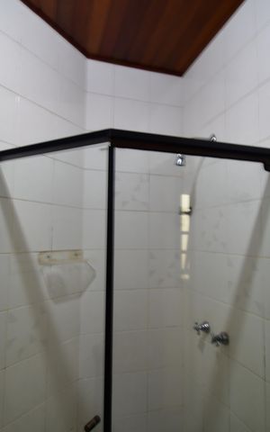 Casa para alugar com 515m², 4 quartos e 8 vagasBanheiro Suíte