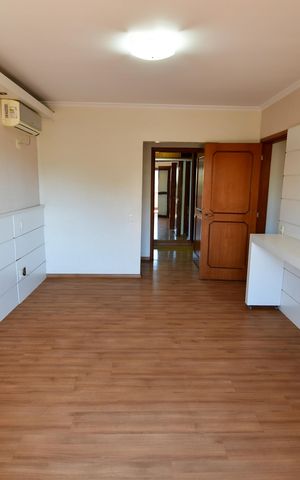Casa para alugar com 515m², 4 quartos e 8 vagasQuarto 4 - Suíte