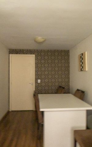 Apartamento à venda com 35m², 1 quarto e 1 vaga Apartamento à venda com 35m², 1 quarto e 1 vagaSala
