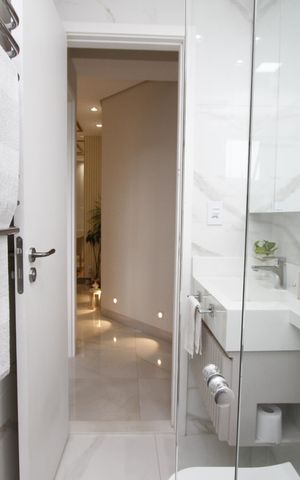Apartamento à venda com 130m², 4 quartos e 4 vagasBanheiro 3