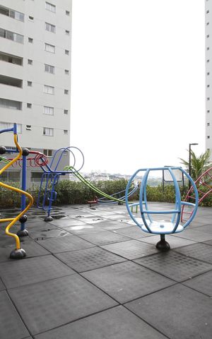 Apartamento à venda com 130m², 4 quartos e 4 vagasÁrea comum - Playground
