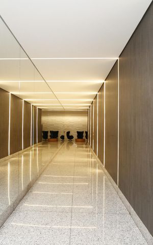 Apartamento à venda com 130m², 4 quartos e 4 vagasHall
