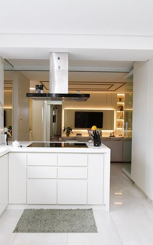 Apartamento à venda com 130m², 4 quartos e 4 vagasCozinha