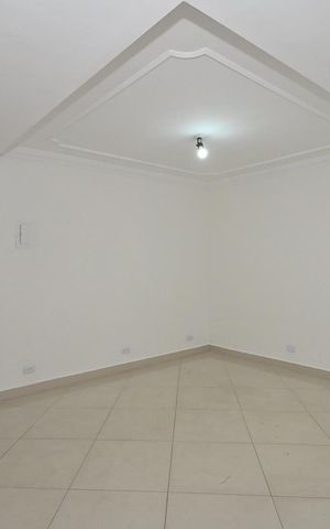 Casa à venda com 125m², 2 quartos e 2 vagasSala