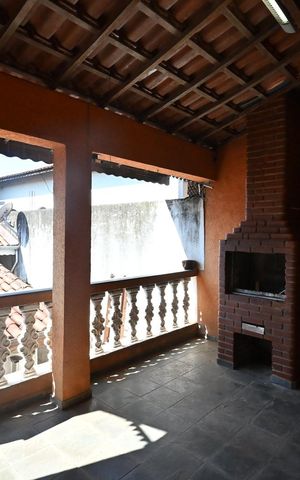 Casa à venda com 125m², 2 quartos e 2 vagasChurrasqueira
