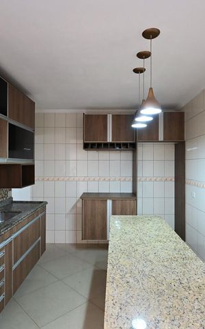 Casa à venda com 125m², 2 quartos e 2 vagasCozinha