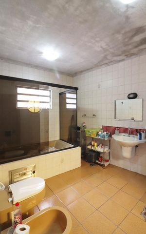 Casa à venda com 180m², 3 quartos e 2 vagasQuarto 1 - Suíte Banheiro 