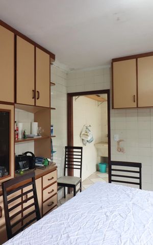 Casa à venda com 180m², 3 quartos e 2 vagasCozinha 
