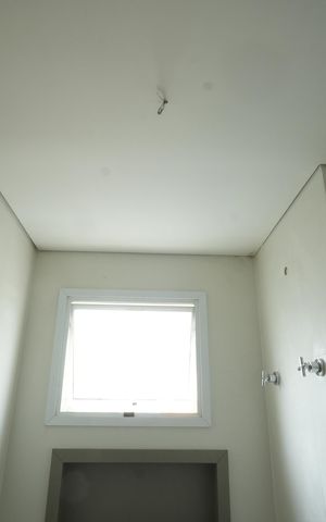 Apartamento à venda com 56m², 1 quarto e 2 vagasBanheiro
