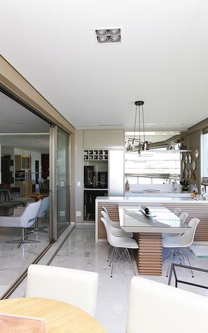 Apartamento para alugar com 183m², 4 quartos e 4 vagasVaranda da Sala
