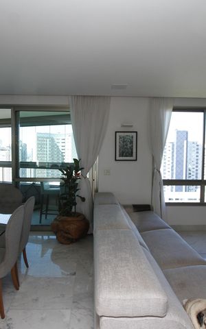 Apartamento para alugar com 183m², 4 quartos e 4 vagasSala