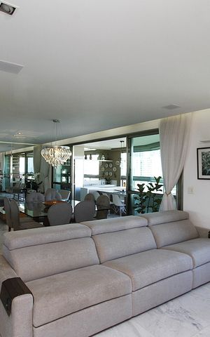 Apartamento para alugar com 183m², 4 quartos e 4 vagasSala