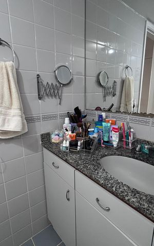Apartamento para alugar com 66m², 2 quartos e 1 vaga Apartamento para alugar com 66m², 2 quartos e 1 vagaBanheiro do Quarto 1