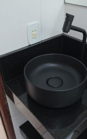 Apartamento à venda com 48m², 2 quartos e 1 vagaBanheiro Social