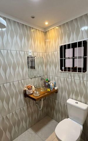 Casa para alugar com 200m², 3 quartos e 3 vagas Casa para alugar com 200m², 3 quartos e 3 vagasBanheiro