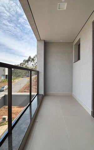 Casa de condomínio à venda com 417m², 4 quartos e 4 vagas