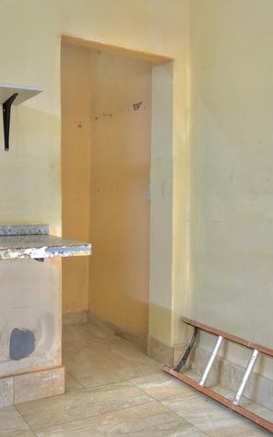 Casa à venda com 75m², 3 quartos e sem vaga Casa à venda com 75m², 3 quartos e sem vagaCozinha
