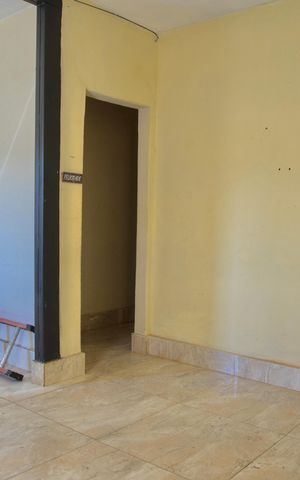 Casa à venda com 75m², 3 quartos e sem vaga Casa à venda com 75m², 3 quartos e sem vagaSala