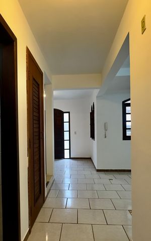 Casa de condomínio à venda com 94m², 3 quartos e 2 vagas Casa de condomínio à venda com 94m², 3 quartos e 2 vagasCorredor