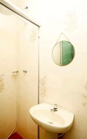 Apartamento para alugar com 49m², 1 quarto e sem vagaBanheiro