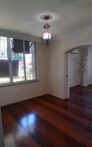 Apartamento para alugar com 129m², 3 quartos e sem vaga Apartamento para alugar com 129m², 3 quartos e sem vagaQuarto