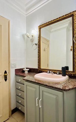 Apartamento para alugar com 129m², 3 quartos e sem vaga Apartamento para alugar com 129m², 3 quartos e sem vagaBanheiro