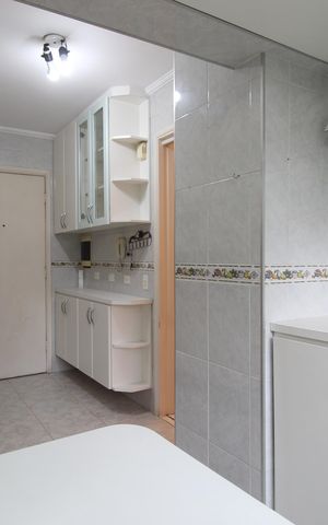 Apartamento para alugar com 74m², 2 quartos e 1 vagaCozinha