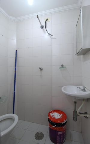 Apartamento para alugar com 74m², 2 quartos e 1 vagaBanheiro de Serviço