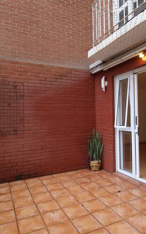 Apartamento para alugar com 74m², 2 quartos e 1 vagaVaranda