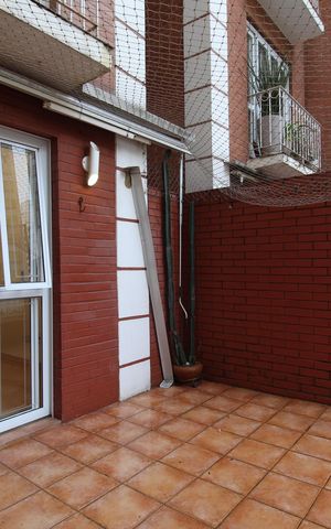 Apartamento para alugar com 74m², 2 quartos e 1 vagaVaranda