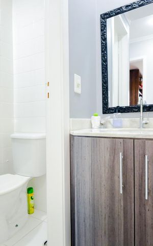 Apartamento à venda com 54m², 2 quartos e 1 vagaBanheiro Social