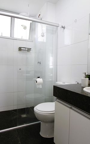 Apartamento à venda com 77m², 3 quartos e 2 vagasBanheiro Social
