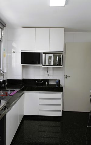 Apartamento à venda com 77m², 3 quartos e 2 vagasCozinha