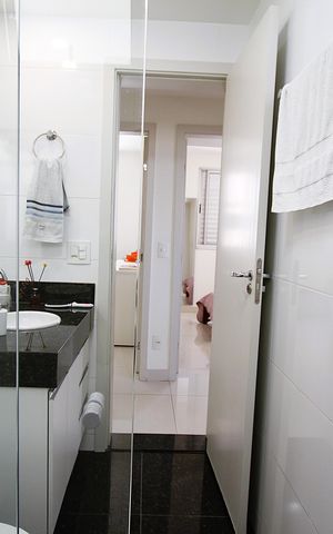 Apartamento à venda com 77m², 3 quartos e 2 vagasBanheiro Social