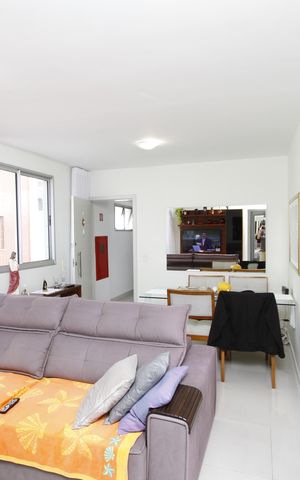 Apartamento à venda com 77m², 3 quartos e 2 vagasSala