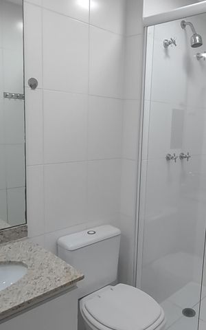 Apartamento à venda com 83m², 3 quartos e 2 vagas Apartamento à venda com 83m², 3 quartos e 2 vagasBanheiro