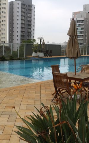 Apartamento à venda com 83m², 3 quartos e 2 vagasÁrea comum - Piscina