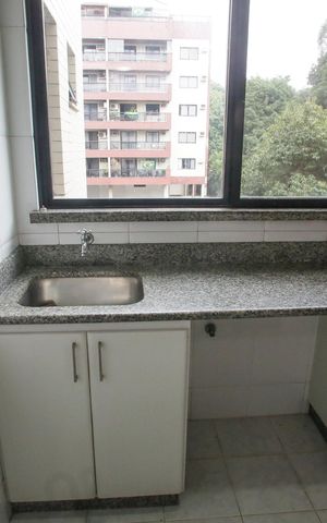 Apartamento à venda com 86m², 3 quartos e 2 vagasÁrea de Serviço