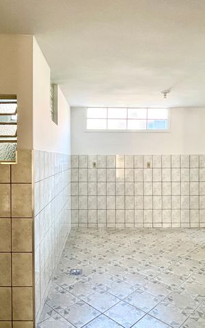 Casa para alugar com 400m², 4 quartos e 6 vagas