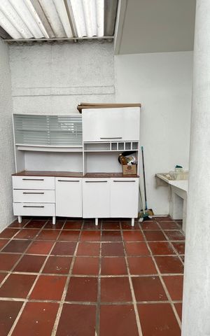 Casa à venda com 100m², 2 quartos e 2 vagasQuintal