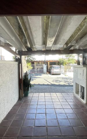 Casa à venda com 100m², 2 quartos e 2 vagasVista da Sala