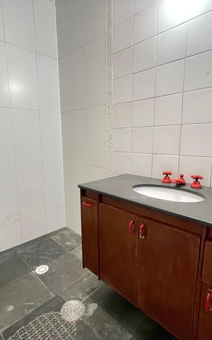 Casa à venda com 100m², 2 quartos e 2 vagasBanheiro