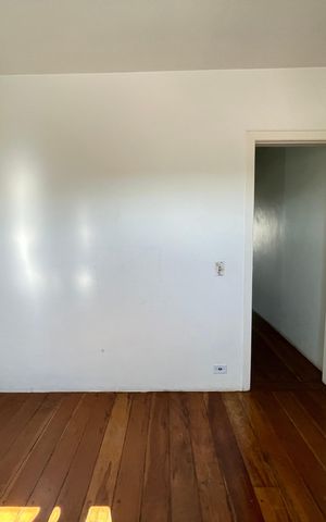 Casa à venda com 100m², 2 quartos e 2 vagasQuarto 2