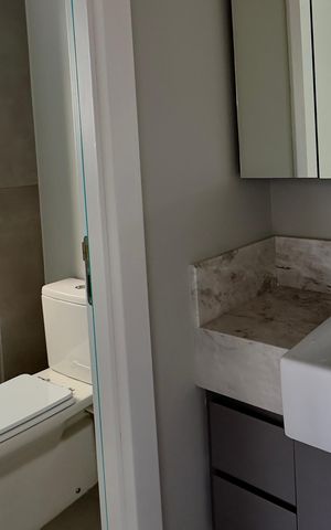 Apartamento para alugar com 53m², 1 quarto e 1 vaga Apartamento para alugar com 53m², 1 quarto e 1 vagaBanheiro & Lavabo