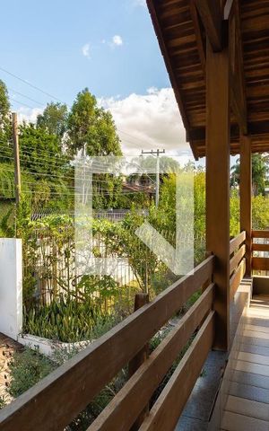 Casa para alugar com 303m², 4 quartos e 4 vagas