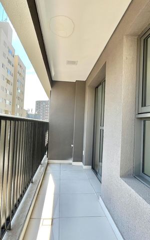 Apartamento à venda com 48m², 2 quartos e 1 vaga Apartamento à venda com 48m², 2 quartos e 1 vagaVaranda